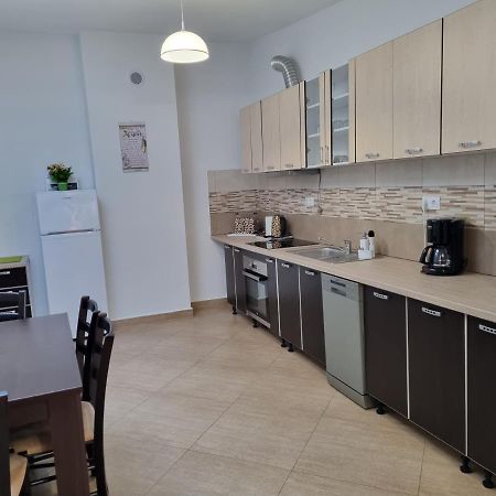Apartament Zona Centrala Appartement Cluj-Napoca Buitenkant foto
